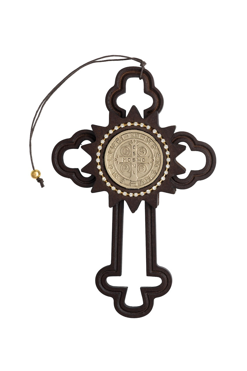 CRUZ DE MADERA SAN BENITO CON RESPLANDOR DORADA