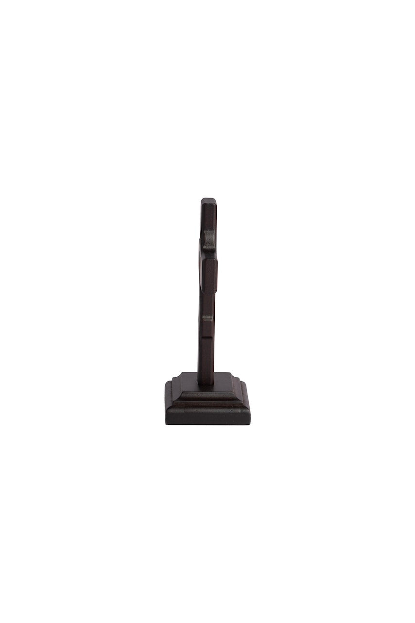 CRUZ CALIZ RESACADA EN MADERA CON BASE