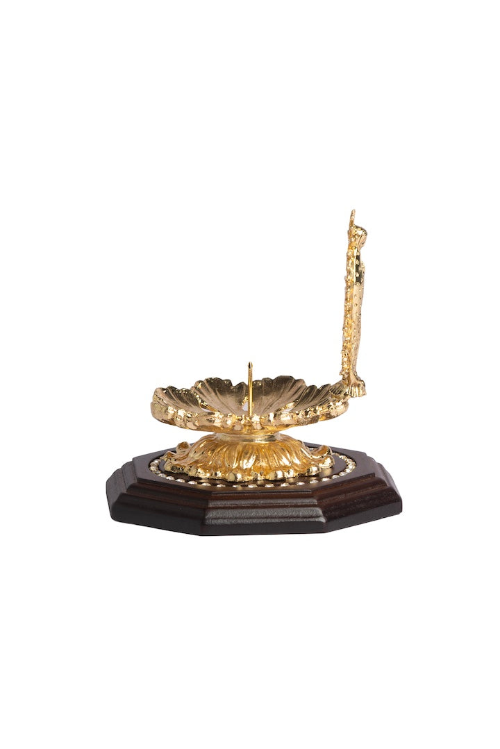 VIRGEN DE GPE. DORADA CON BASE MADERA