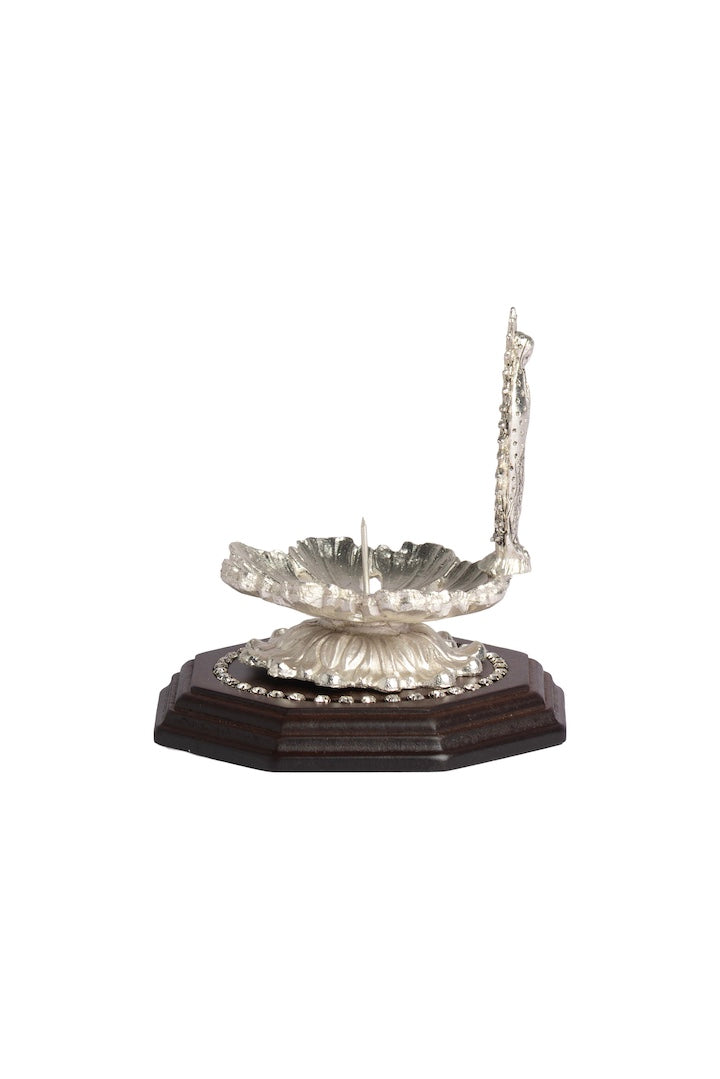 VIRGEN DE GPE. PLATA CON BASE MADERA