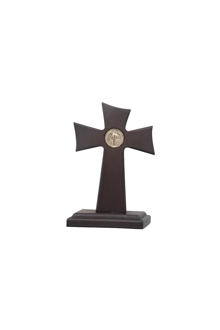 CRUZ MINI CON BASE DE SAN BENITO DORADA